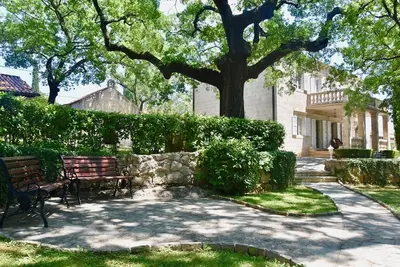 Image de 4 chambres Villa avec piscine privée chauffée, la région de Dubrovnik