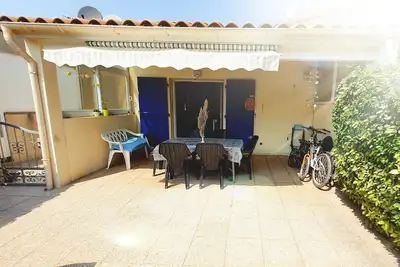 Image de ⭐⭐⭐⭐⭐House with pool, air conditioning, near beach & shops