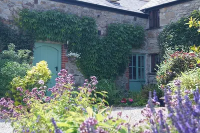 Image de Joli chalet niché dans une belle campagne - Deux pauses de nuit disponibles