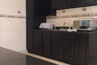 Image de Belle chambre près de la plage.