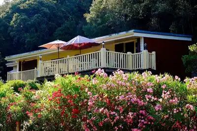 Image de Chalet en face de la plage d'Esigna, à 150 mètres de la mer