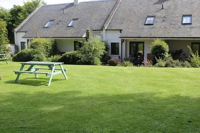 Image de Belles maisons de vacances situées dans un endroit rural et calme près d'Edimbourg