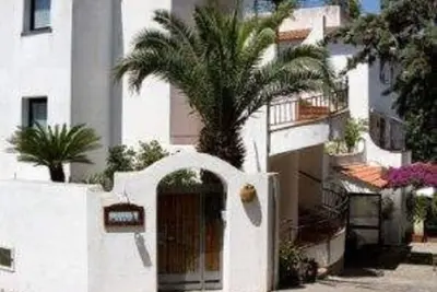 Image de Appartement pour 3 personnes dans une résidence au centre d'Ischia Porto