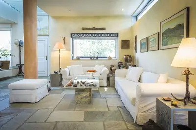 Image de Villa esthétique haut de gamme, à l'abri des regards indiscrets!
