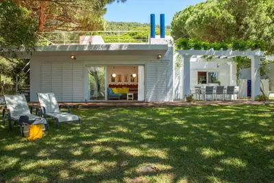 Image de Grande villa de style ibizan située à seulement 200 m. de la plage (5 minutes à pied