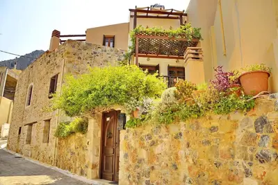 Image de Belle villa située dans la partie traditionnelle du village de Piskopiano / hersonissos