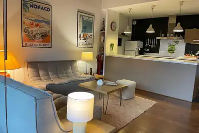 Image de Appt 4 pers coquet avec wifi parking piscine chauffée à 20mn des pistes