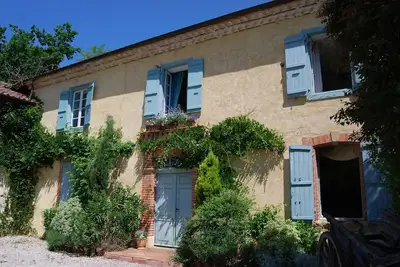 Image de Ferme Gascogne Traditionnelle Jardins Privés Terrasses Piscine Alarme Wifi