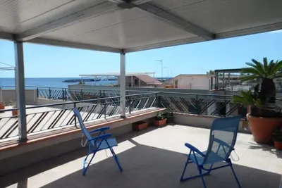 Image de Soleil - Mer - Montagnes (Front Sea - Vulcano Etna View)