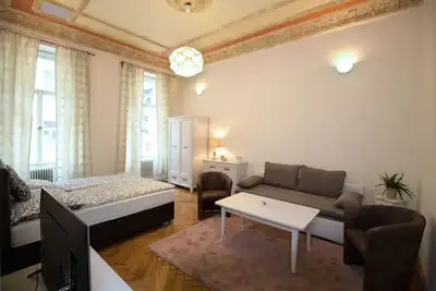 Image de Appartement confortable de 2 chambres - centre-ville