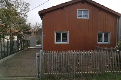 Image de Maison récente tout confort lac, plages et commodités idéale pour famille