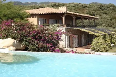 Image de Villas Valinco Capicciolo 14 pers - Vue Mer - Piscine Proche Propriano