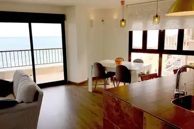 Seaviews Apartment - Appartement sur la plage