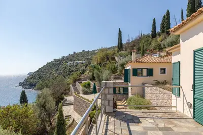 Image de Léonard de Vinci villa no. 4 vue imprenable sur la mer Égée