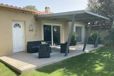 Image de Belle villa de plein pied climatisée avec piscine, vue imprenable!