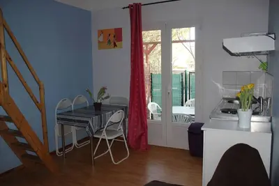 Image de Studio 4 pers. St-Cyprien entre village et plages sur site coteradieuse. Wifi