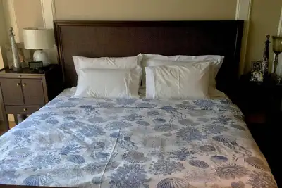 Image de Condo de luxe à louer à Hua Hin, 2 chambres et 2 salles de bains avec entièrement meublé