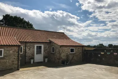 Image de Ervine Cottage - Cottage de 3 chambres avec vue sur la campagne et bain à remous privé.
