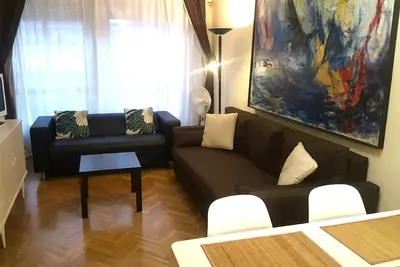 Image de Centre Ville Avec Garage, 2 Salles De Bains-Wifi-300Mb-Vut 47-21