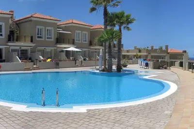Image de Apart. De Luxe, 300 m de la Plage, vue sur Mer