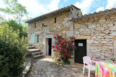 Image de Gîte Le Mazet avec piscine, au calme, proche Vallée de la Céze et Uzès