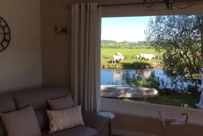 Image de 2 chambres ensuite, un gîte spacieux et bien aménagé avec vue sur la rivière Authie