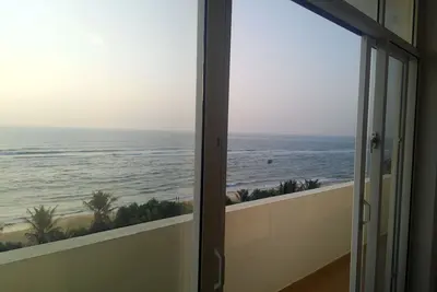 Image de Appartement nouvellement construit face à l'océan magnifique