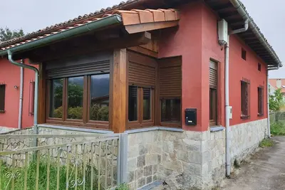 Image de Charmante maison de campagne récemment rénovée avec un grand terrain à usage exclusif