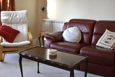 Image de Charmante maison confortable Devon, près des magasins, pub, promenades à la campagne et belle Exmoor