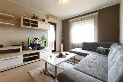 Image de Appartement Alma 4 + 2 à Stinjan