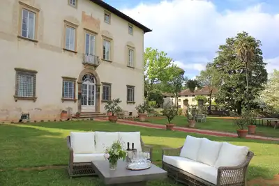 Magnifique villa avec piscine et court de tennis
