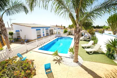 Villa Avec Piscine PRIVÉE À Conil, Villa Bananera