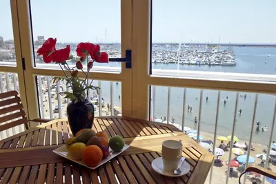 Image de Appartement 1st Line beach Torrevieja Alicante