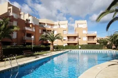 Image de Rez de chaussée appartement 1ère ligne plage de Las Marianas avec accès à la piscine