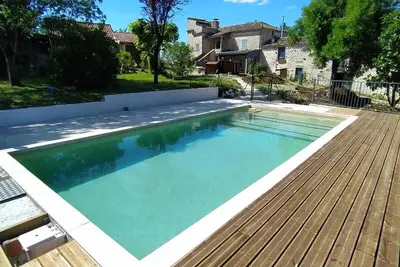 Image de Le Petit Paradis - Gîte pour 8 personnes avec Piscine Privée à la Campagne