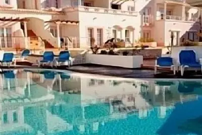 Image de Propriété de luxe de 3 chambres, l'une des rares avec accès gratuit à la piscine et terrasse sur le toit unique
