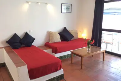 Image de Mar Azul 4, Appartement de vacances confortable Albufeira (Praia da Oura)