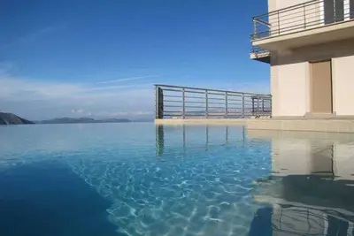 Image de Disponible En Aout / Juillet Villa de luxe de 5 chambres à Lefkas avec des vues fantastiques