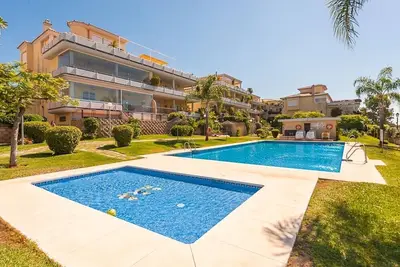 Image de Spectaculaire appartement de 4 chambres en attique à Cabopino