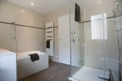 Image de Luxueuse propriété climatisée avec superbe vue