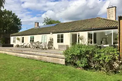 Image de Maison de famille parfaite au bord de l'eau