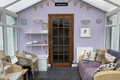 Image de Place privée de 2 chambres avec véranda et parking n ° LochNess en route vers Skye