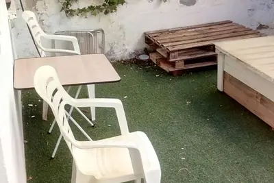 Image de Appartement familial avec 3 chambres, salon et grand patio