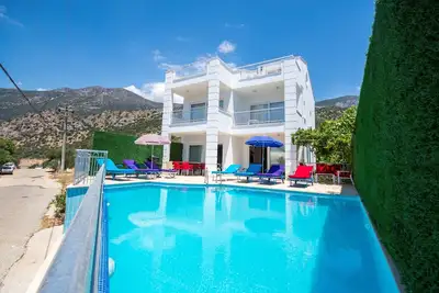 Image de Villa 4 chambres avec piscine privée et superbes vues