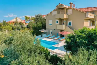 Villa Marigold