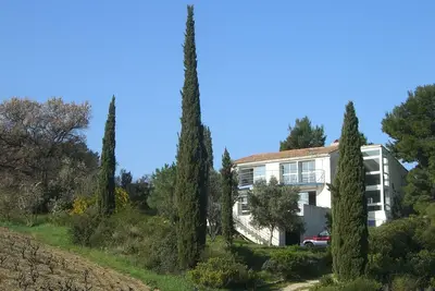 Image de Contemporain, Villa spacieuse avec vue De magnifiques