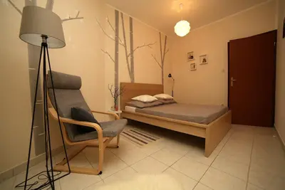 Image de Joliment décoré, à proximité de la plage et du centre du village