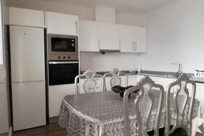 Image de Appartement central, à côté de la plage et à 30 min de Barcelon Hutb-017942