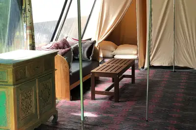 Image de Ferme de vacances; 3 gîtes & 8 tentes fixes, spacieuses, confortables, adaptées aux enfants