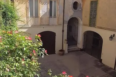 Image de Près de Pescara, un palais du XVIIIe siècle annexé dans le quartier historique d'Atri